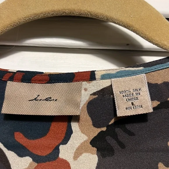 Vintage silk blouse - Picture 2 of 8